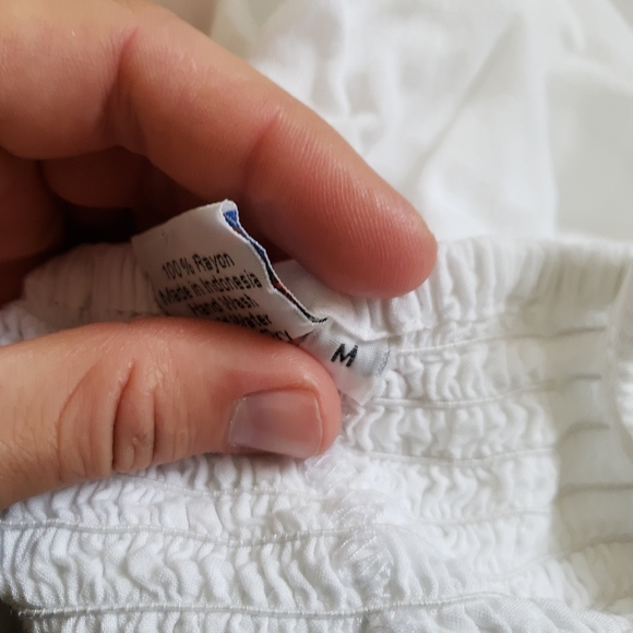 Tropical Group Hawaiian Spaghetti Strap top - Picture 5 of 7